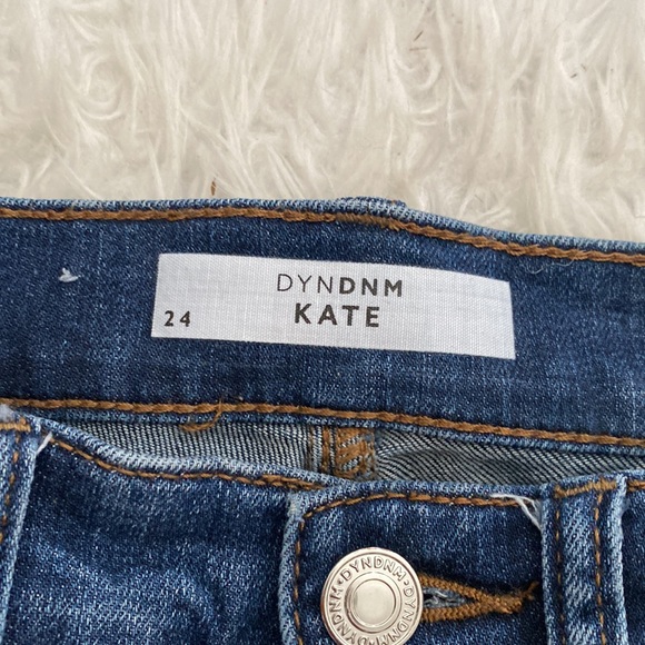 Dynamite Kate Jean - Picture 2 of 2